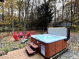 Owl's Retreat by Taylor Made Deep Creek