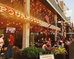New-20p off-Uptown Love MPLS next to Fun