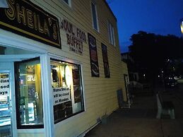 New-20p off-Uptown Love MPLS next to Fun