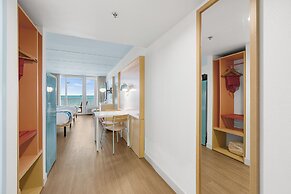 Golden Sands Carolina Beach Oceanfront, Tapestry by Hilton