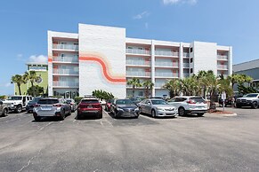 Golden Sands Carolina Beach Oceanfront, Tapestry by Hilton
