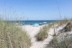 Golden Sands Carolina Beach Oceanfront, Tapestry by Hilton
