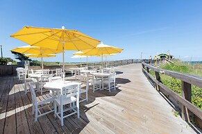Golden Sands Carolina Beach Oceanfront, Tapestry by Hilton