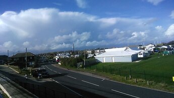 Stunning 3-bed Caravan in Camber Kitesurf Family