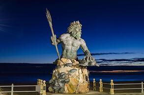 Hyatt Place Virginia Beach / Oceanfront