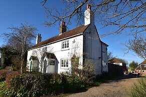Rose Mullion Cottage