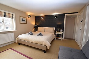 Rose Mullion Cottage