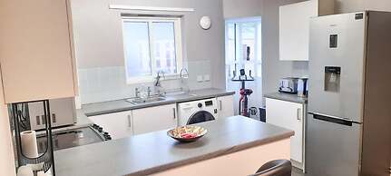 Entired Apartment Near Manchester City Centre, M15