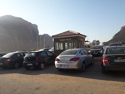 wadirum hostel