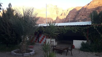 wadirum hostel