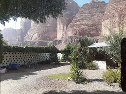 wadirum hostel