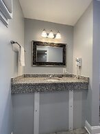 Rio Motel and Suites