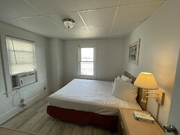 Rio Motel and Suites