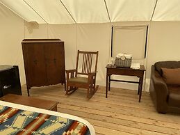 Yellowstone Dreamin Camp