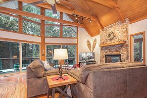 Bear Mountain Lodge