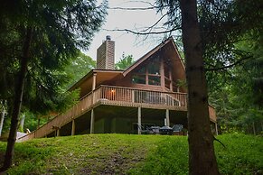 Bear Mountain Lodge