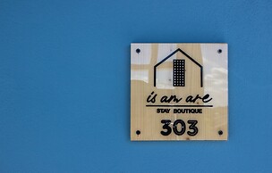 Is Am Are Stay Boutique