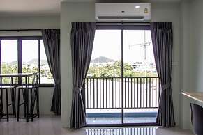 Is Am Are Stay Boutique