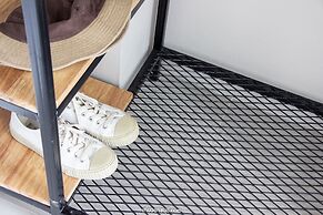 Is Am Are Stay Boutique