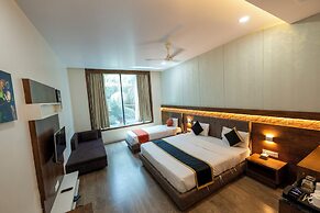 The Grand Astoria Somnath