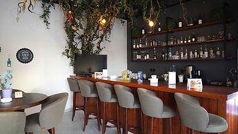 Aitch Boutique Hotel - an LIH Hotel