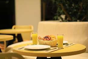 Aitch Boutique Hotel - an LIH Hotel