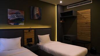 Aitch Boutique Hotel - an LIH Hotel