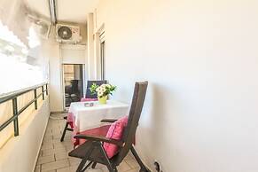 Grand Meteora Central Luxury Apartment