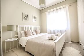 Grand Meteora Central Luxury Apartment