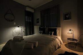 Grand Meteora Central Luxury Apartment