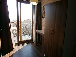Nos Hotel