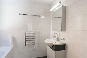 Chalet Apartments Iseltwald
