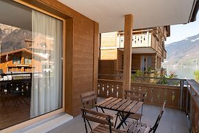 Chalet Apartments Iseltwald