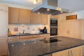 Chalet Apartments Iseltwald