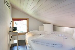 Chalet Apartments Iseltwald