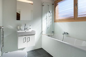 Chalet Apartments Iseltwald