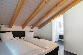Chalet Apartments Iseltwald