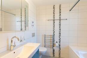 Chalet Apartments Iseltwald