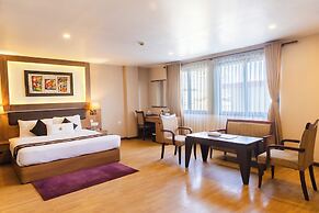 Hotel Mirage Regency