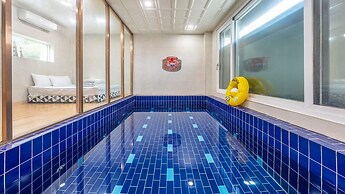 Gapyeong Ddel Poolvilla