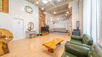 Gapyeong Ddel Poolvilla