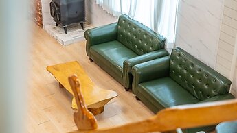 Gapyeong Ddel Poolvilla