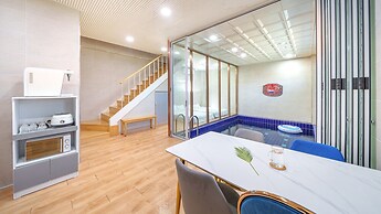 Gapyeong Ddel Poolvilla