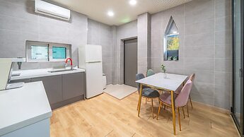 Gapyeong Ddel Poolvilla