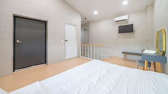 Gapyeong Ddel Poolvilla