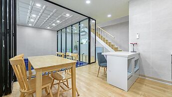 Gapyeong Ddel Poolvilla