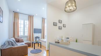 Real Apartments Zoltan II