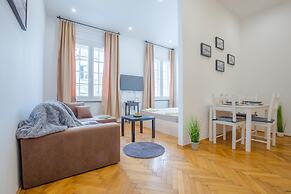 Real Apartments Zoltan II