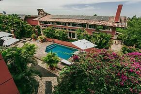 Aimberê Eco Resort Hotel