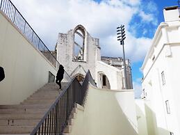 LV Premier Chiado CH3 Views Central AC Lift